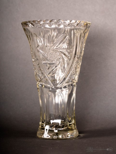 Rosette vase Ząbkowice Glassworks