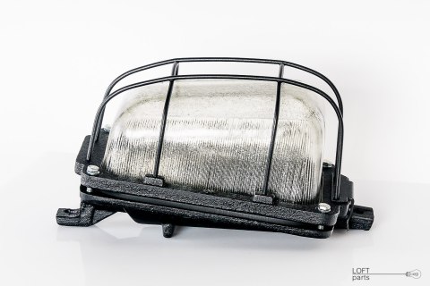 Lampa ścienna żeliwna w kolorze czarnym Lampa ścienna żeliwna w kolorze czarnym