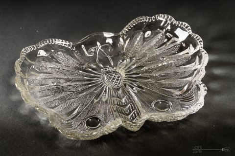 Patera ''Motyl'' HSG Ząbkowice nr kat. 1079/IV Patera ''Motyl'' HSG Ząbkowice nr kat. 1079/IV