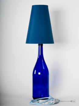 Lamp with lampshade