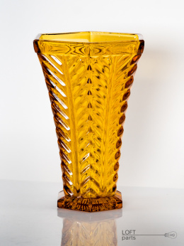 art deco vase