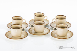 A set of Pruszków cups