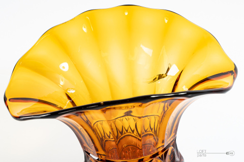 Old vase Old vase