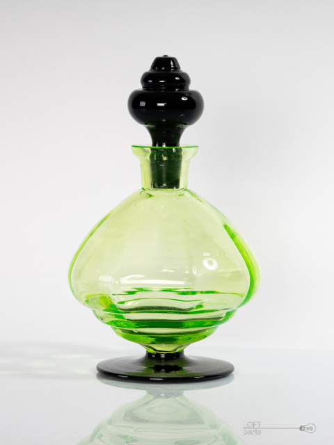 Uranium decanter hortensja glassworks Uranium decanter hortensja glassworks