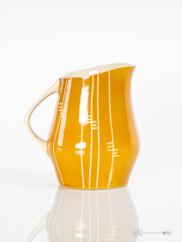 milk jug and Porcelain Chodzież