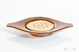 modern ceramic ikebana
