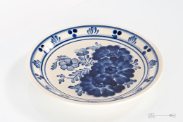 Faience platter of the People's Republic of Poland
