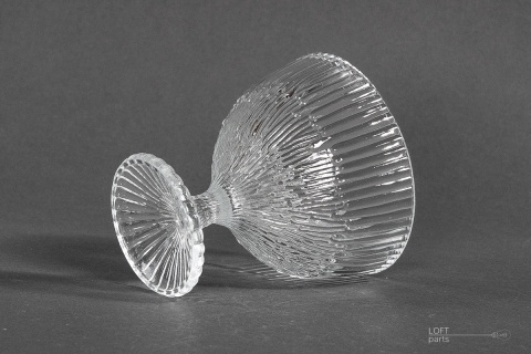 polskie szkło prasowane