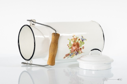 Enamelled can prl ofne