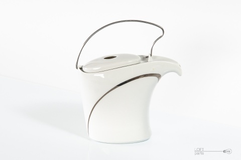 czajniczek z uchwytem