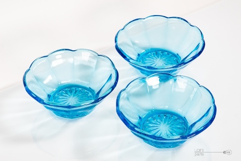 turquoise salad bowls