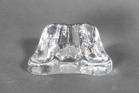 szklana podstawka na trzy fajki