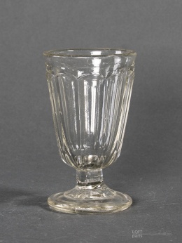 a glass of innkeeper