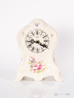 porcelain metron clock