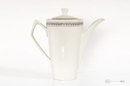 dzbanek elżbieta porcelana chodzież