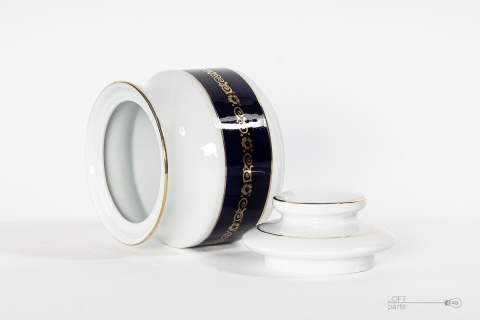 Polish porcelain