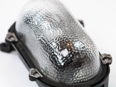 Lampa ścienna aluminiowa w kolorze czarnym Lampa ścienna aluminiowa w kolorze czarnym