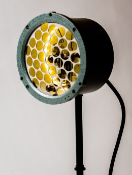 Lampa ze starego termometru przemysłowego