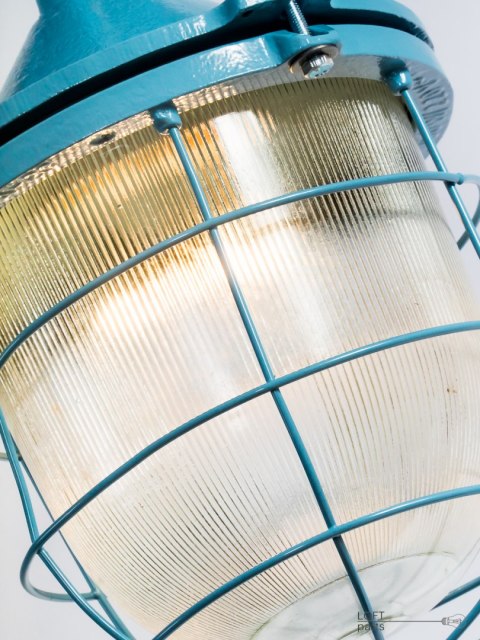 Lampa wisząca żeliwna Lampa wisząca żeliwna