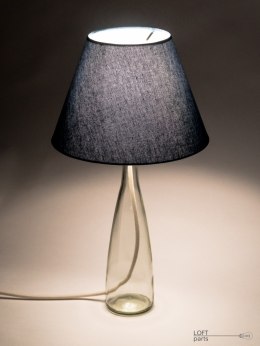 Lampa z abażurem