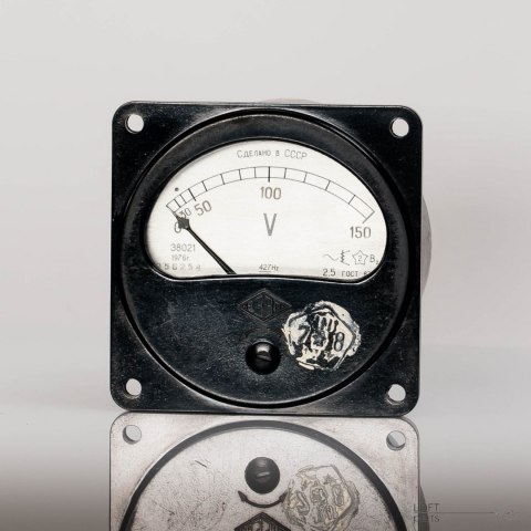 old voltmeter